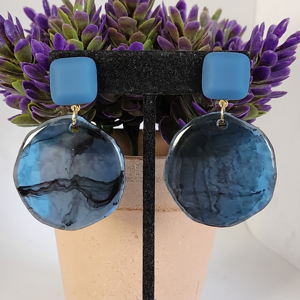 Blue Marbled Resin Clip On Earrings Geometric Square Round Drop Gold Tone 2 In